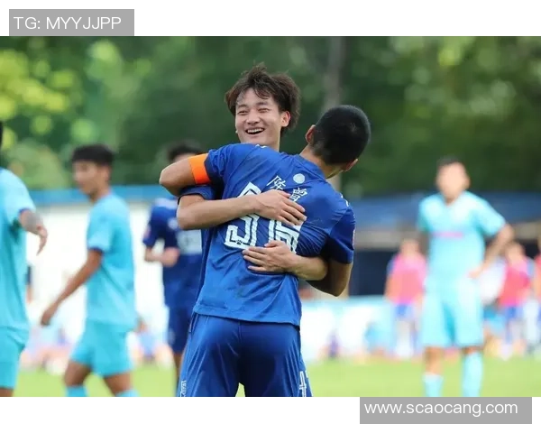 武汉网球队以70分领跑冠军赛积分榜展现强劲实力和团队合作精神